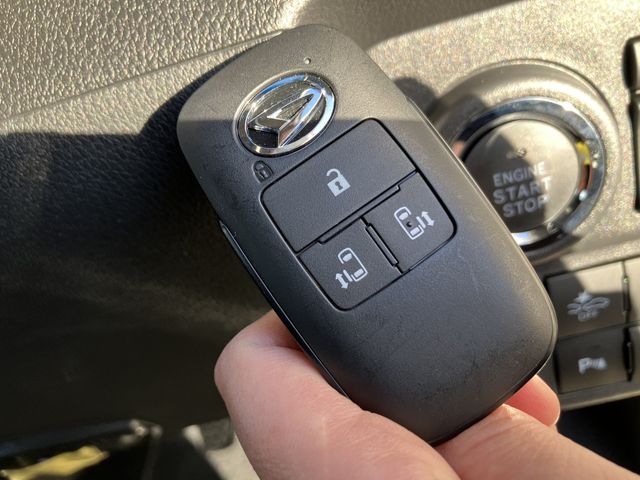 DAIHATSU HIJET deckvan 4WD 2024