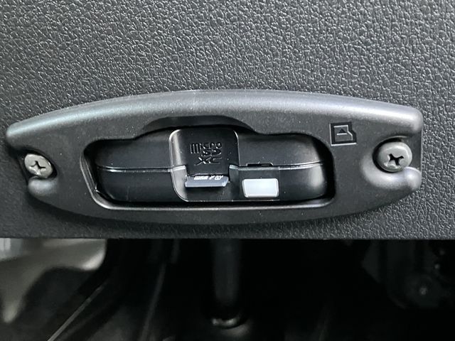 DAIHATSU HIJET deckvan 4WD 2024