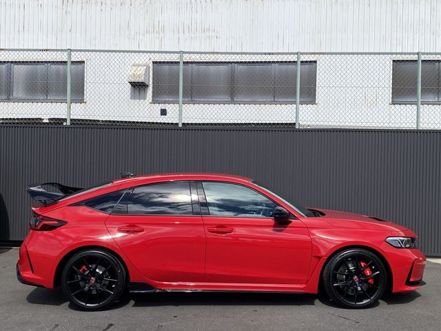 HONDA CIVIC hatchback 2025