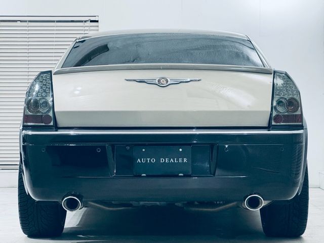 CHRYSLER CHRYSLER 300C 2005