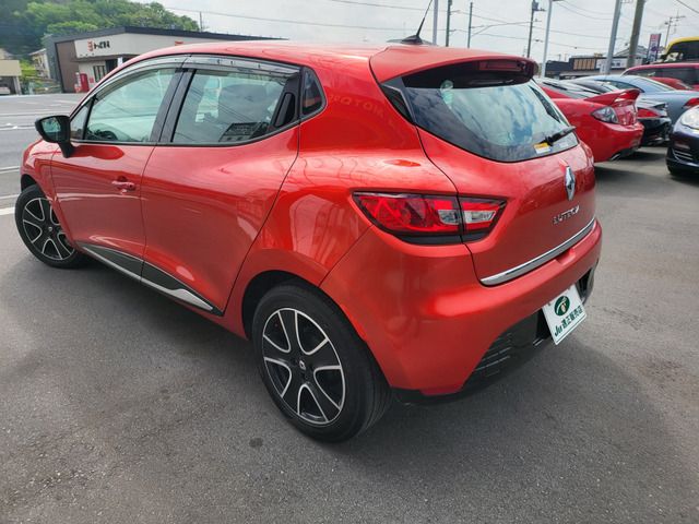 RENAULT RENAULT LUTECIA 2015