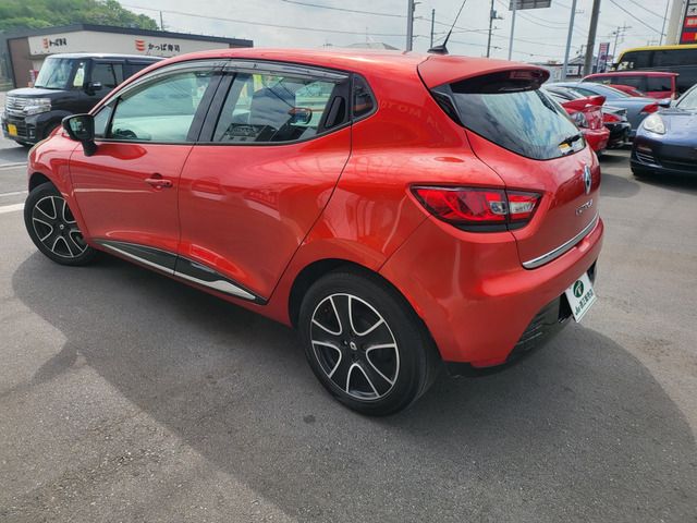 RENAULT RENAULT LUTECIA 2015