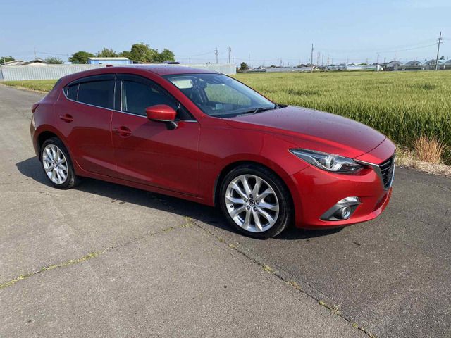 MAZDA AXELA SPORTS 2016