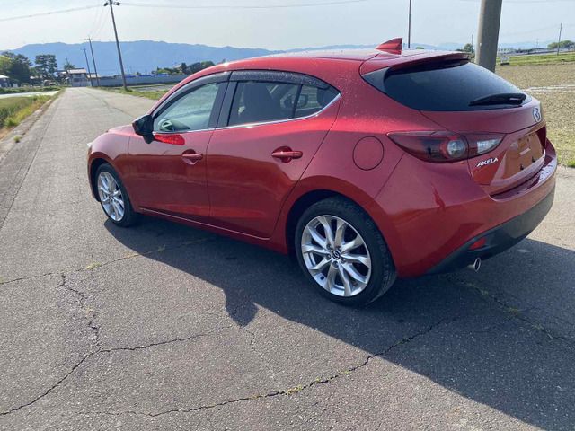 MAZDA AXELA SPORTS 2016