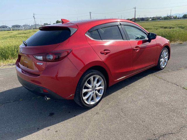 MAZDA AXELA SPORTS 2016