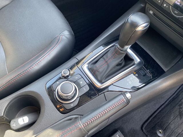 MAZDA AXELA SPORTS 2016