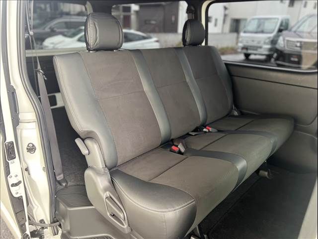 TOYOTA HIACE van 2WD 2023