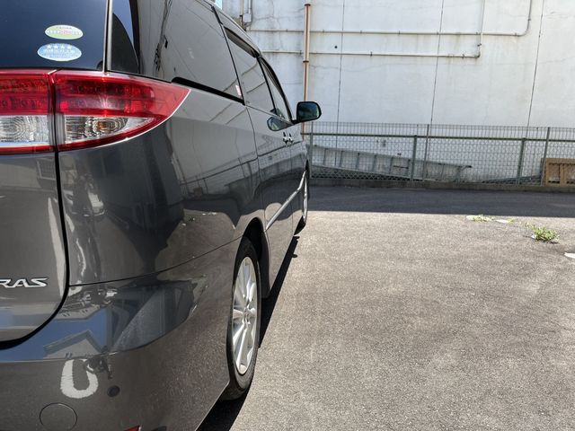 TOYOTA ESTIMA 2012