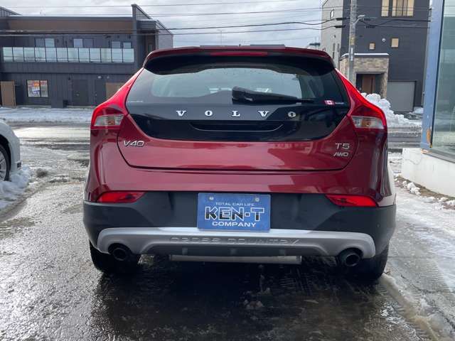 VOLVO VOLVO V40 CROSS COUNTRY 2015