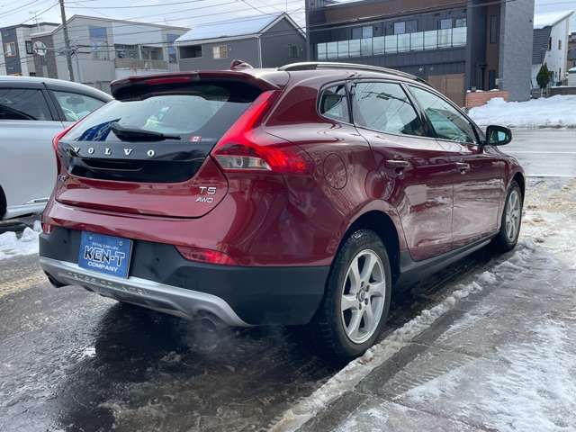 VOLVO VOLVO V40 CROSS COUNTRY 2015