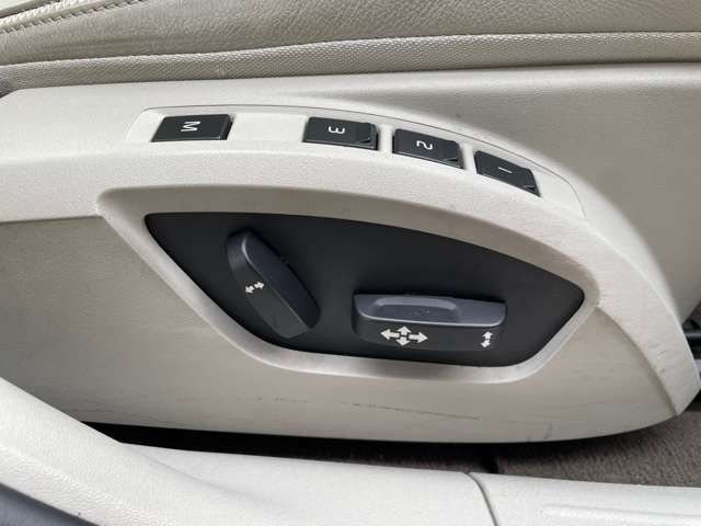 VOLVO VOLVO V40 CROSS COUNTRY 2015