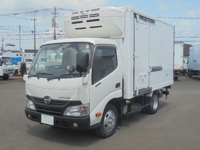 HINO DUTRO 2015