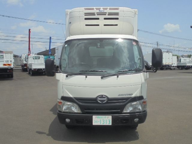 HINO DUTRO 2015
