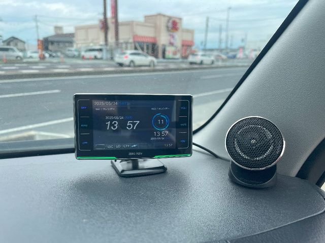 TOYOTA HIACE van 4WD 2018