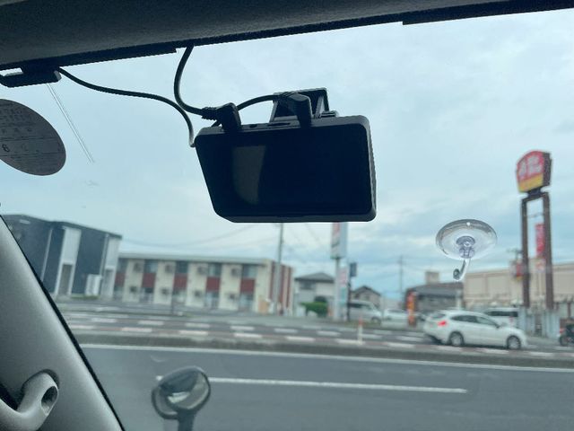 TOYOTA HIACE van 4WD 2018