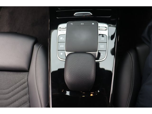 MERCEDES BENZ MERCEDES BENZ A class 2019