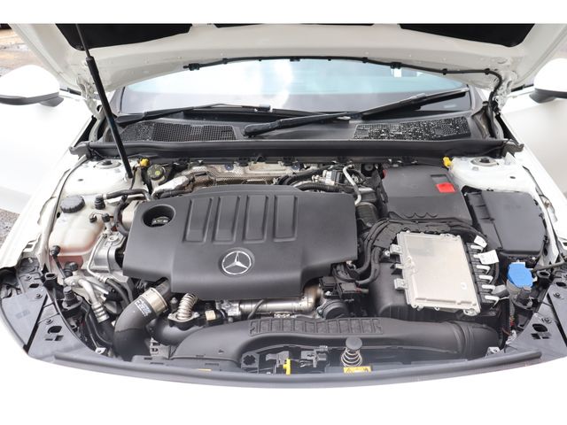 MERCEDES BENZ MERCEDES BENZ A class 2019