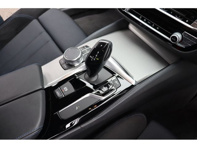 BMW BMW 5series TOURING 2019