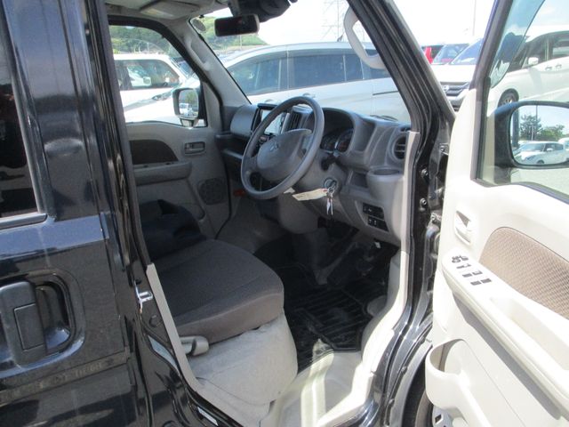 MITSUBISHI MINICAB van 2020