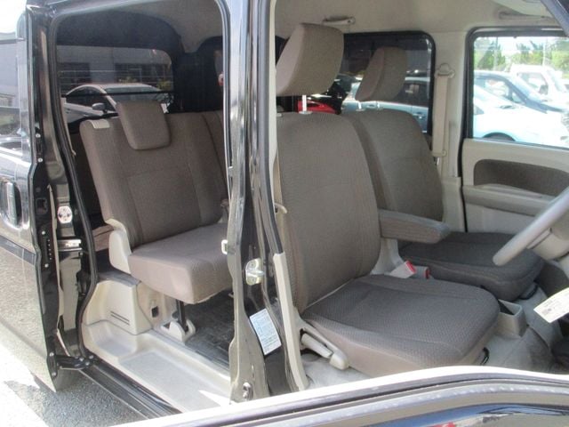 MITSUBISHI MINICAB van 2020