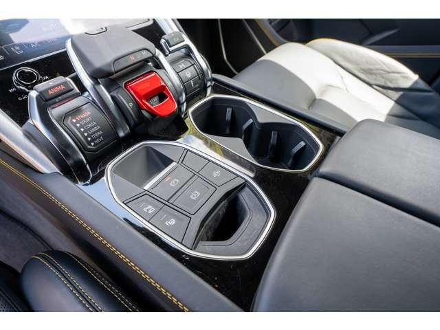 LAMBORGHINI LAMBORGHINI URUS 2021