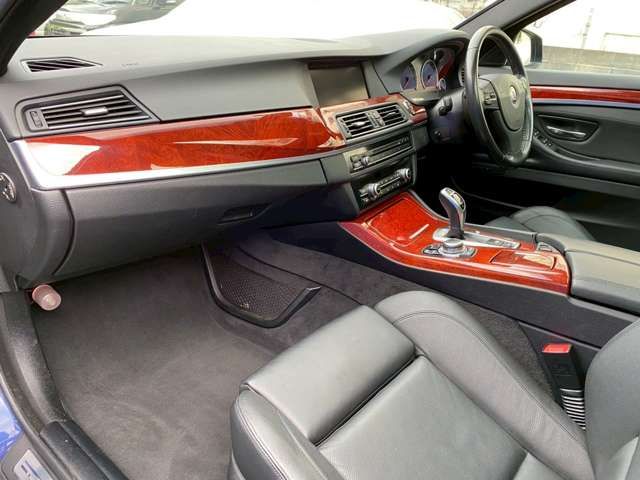 ALPINA ALPINA D5 Limousine 2012