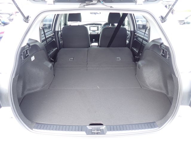 TOYOTA COROLLA FIELDER HYBRID 2022