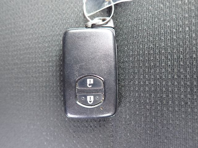 TOYOTA COROLLA FIELDER HYBRID 2022