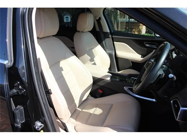 JAGUAR JAGUAR F-PACE 2018