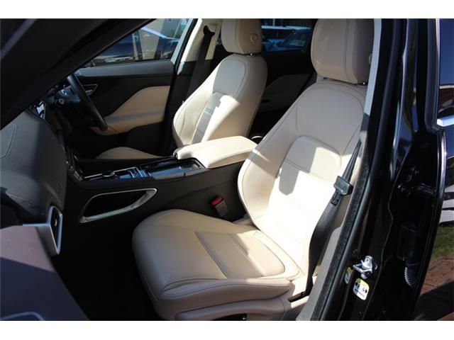 JAGUAR JAGUAR F-PACE 2018