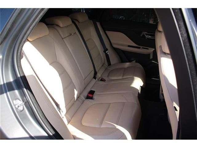 JAGUAR JAGUAR F-PACE 2018