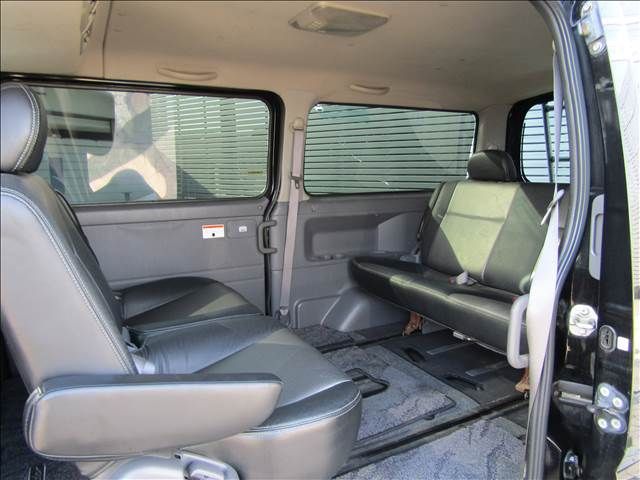 NISSAN CARAVAN coach 2004