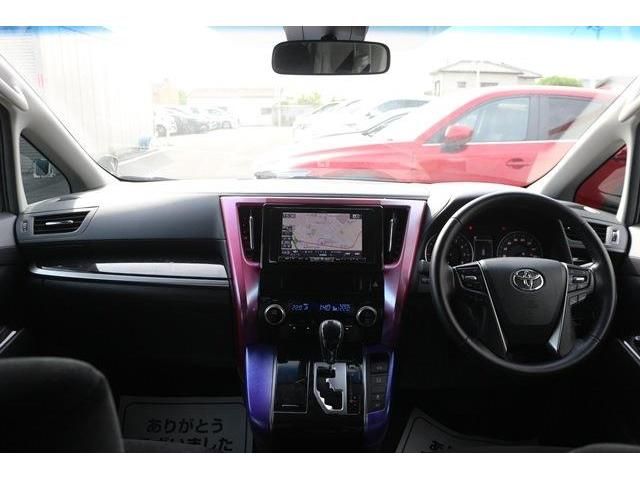 TOYOTA VELLFIRE 2018