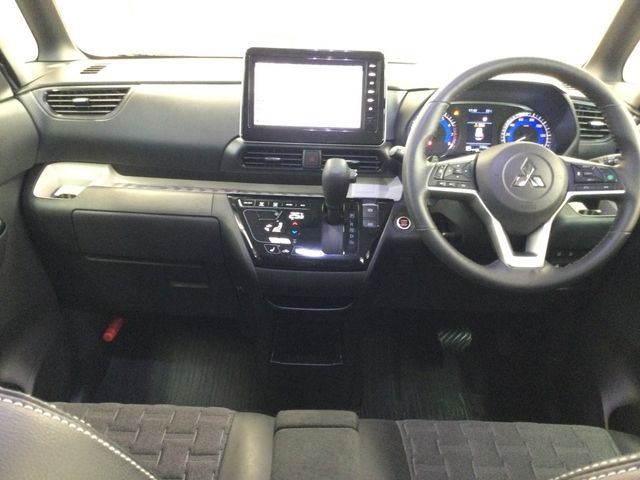 MITSUBISHI DELICA MINI 2023