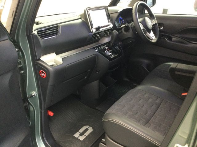 MITSUBISHI DELICA MINI 2023