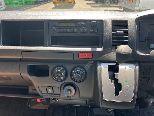 TOYOTA HIACE wagon 2014