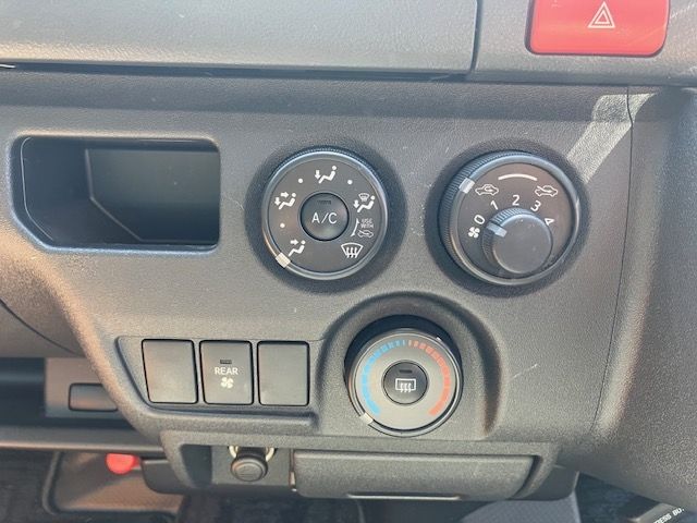 TOYOTA HIACE wagon 2014