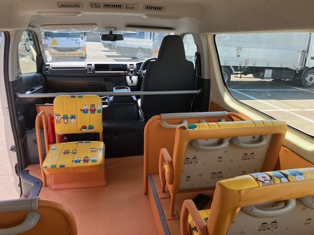 TOYOTA HIACE wagon 2014