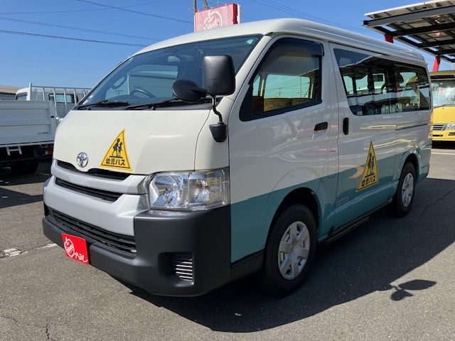 TOYOTA HIACE wagon 4WD 2016
