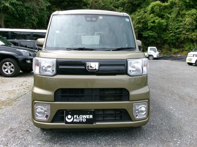 DAIHATSU WAKE 2021