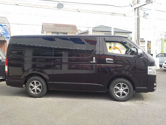 TOYOTA HIACE van 2WD 2019