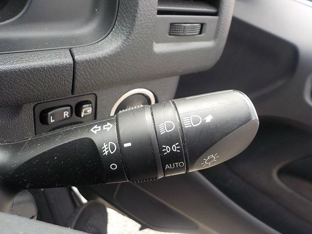 TOYOTA HIACE van 2WD 2019