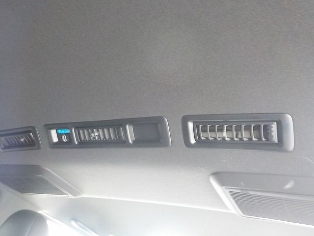 TOYOTA HIACE van 2WD 2019