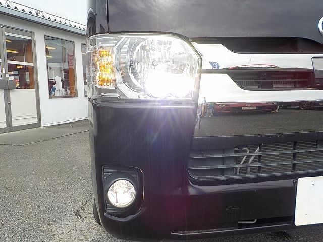 TOYOTA HIACE van 2WD 2019