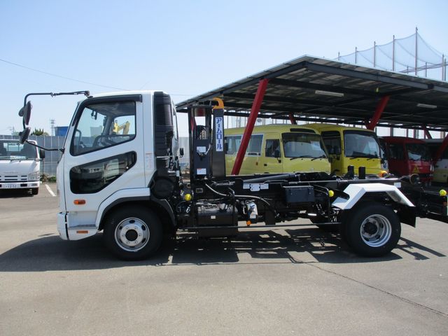 MITSUBISHI FUSOU FIGHTER 2025