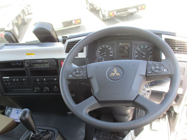 MITSUBISHI FUSOU FIGHTER 2025