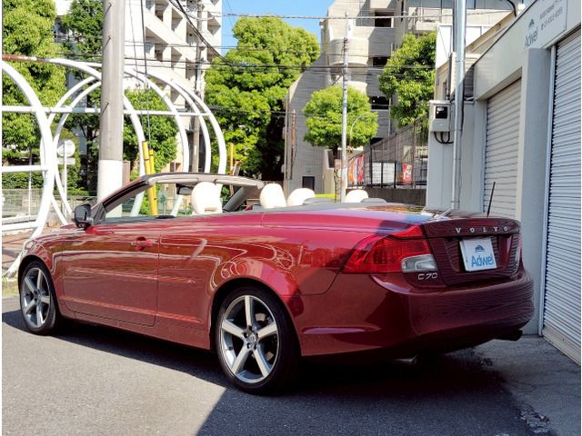 VOLVO VOLVO C70 2010