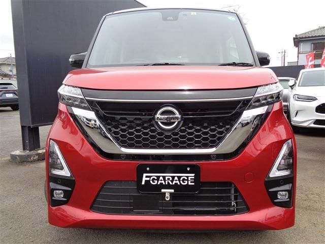 NISSAN ROOX 2022