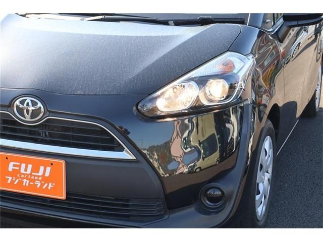 TOYOTA SIENTA 2018