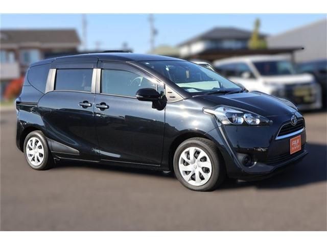 TOYOTA SIENTA 2018